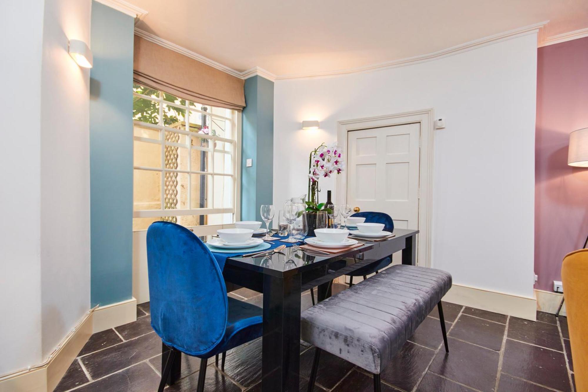 Beautiful 2Bedroom 4 Actual Beds House With Wifi By Purestay باث المظهر الخارجي الصورة