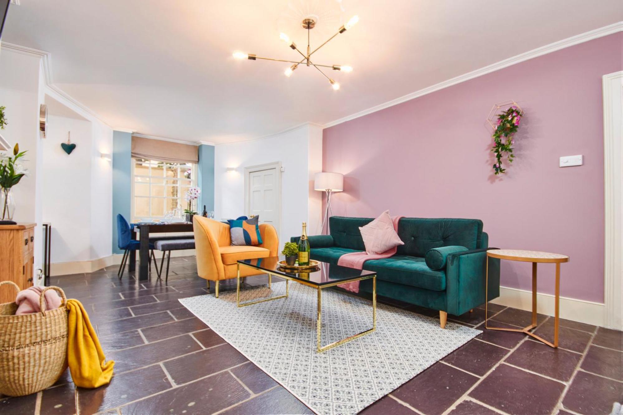 Beautiful 2Bedroom 4 Actual Beds House With Wifi By Purestay باث المظهر الخارجي الصورة
