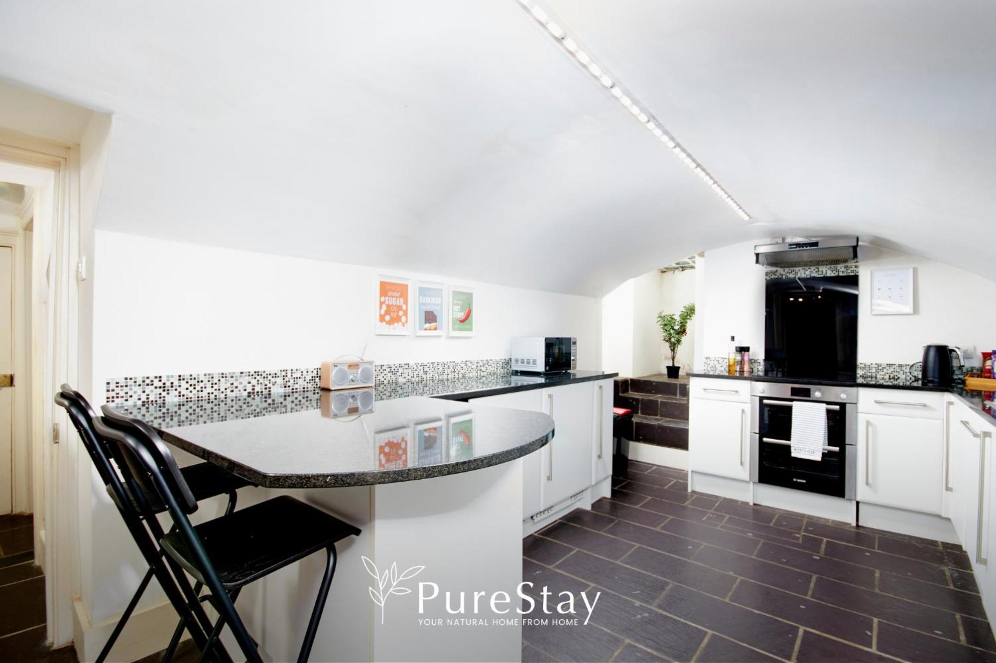 Beautiful 2Bedroom 4 Actual Beds House With Wifi By Purestay باث المظهر الخارجي الصورة